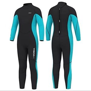 Hevto Kids’ Black Neoprene Full Wetsuit With Long Sleeves And Back Zipper
